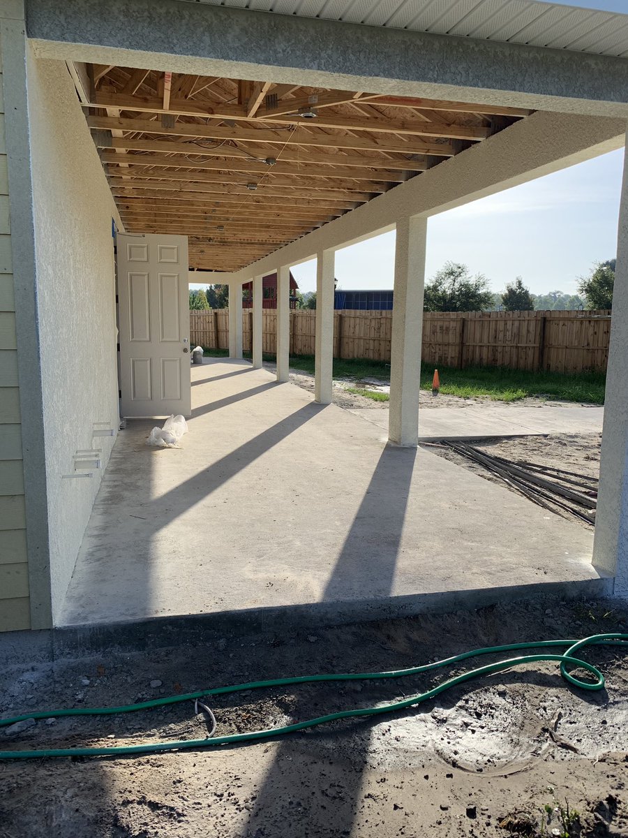 JosephPinzon11's tweet image. Commercial job? No problem! LJ Painting is licensed and insured! 😁🙋‍♂️📃🖊💯💪👏🙌