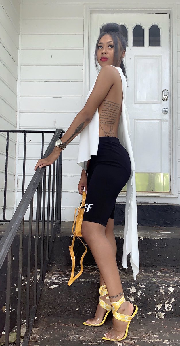 Foreverliyah_'s tweet photo. Something like D I R T Y DIANA ✨🥂 https://t.co/YFOTlwuxlq