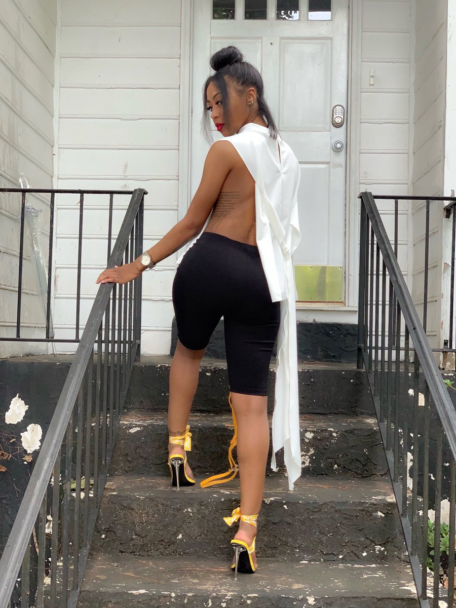 Foreverliyah_'s tweet photo. Something like D I R T Y DIANA ✨🥂 https://t.co/YFOTlwuxlq