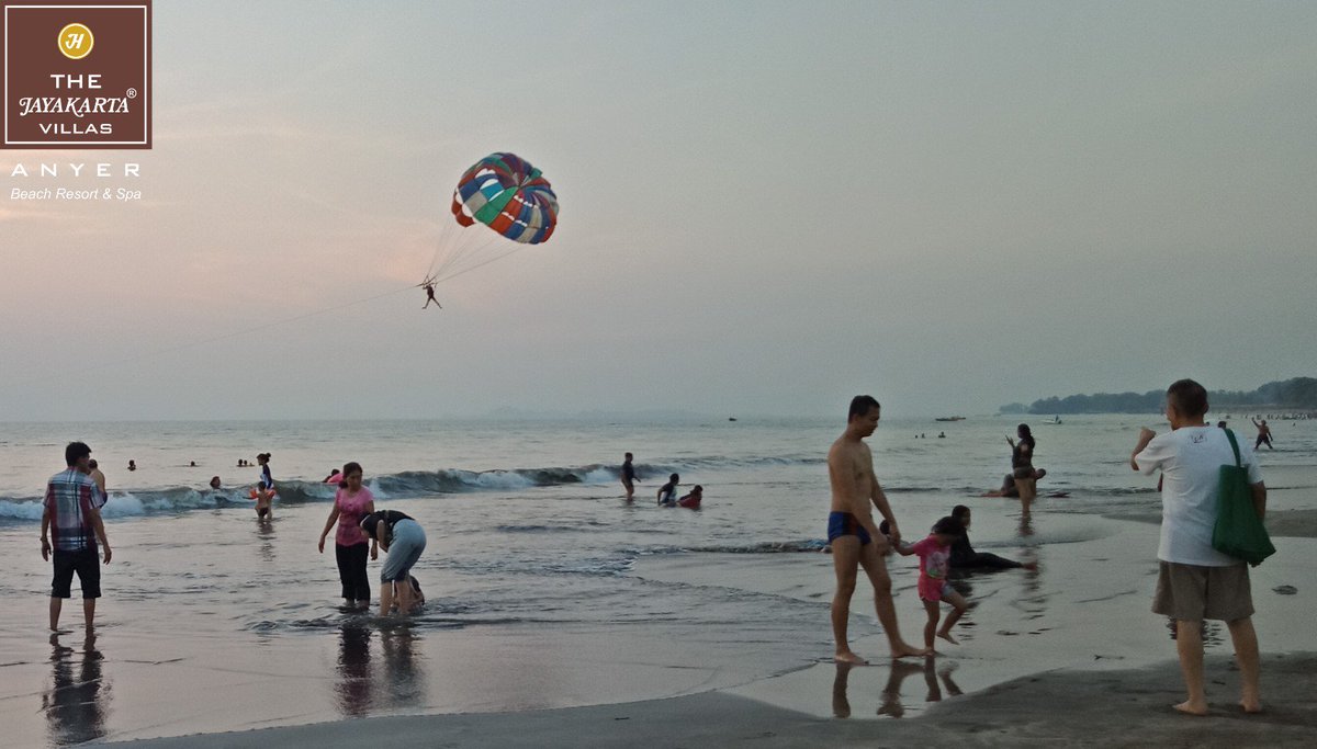 jayakartaanyer's tweet photo. Happy weekend di The Jayakarta Villas Anyer dan sambil menikmati indah nya sunset..
Well located & friendly hotels
#happyweekend
#jayakartahotelsresorts
#jayakartaanyer
#pantaianyer
#hotelpromotion
#guestactivity https://t.co/TZCf0B7WdV