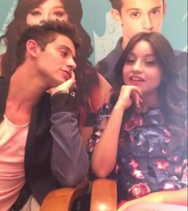 invisibletether's tweet photo. Para mΓ estas imΓ‘genes tienen un significado ENORME.
#RuggeroPasquarelliTrendy #KarolSevilla #SoyLuna #KCAMexico2018 https://t.co/KOoNMcTn4y