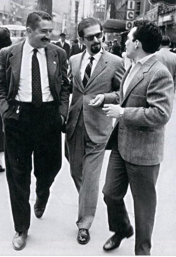 LoBuenoDeCol's tweet photo. Alvaro Mútis, Fernando Botero y Gabriel García Márquez en pleno septimazo en Bogotá https://t.co/5etbBfalxD