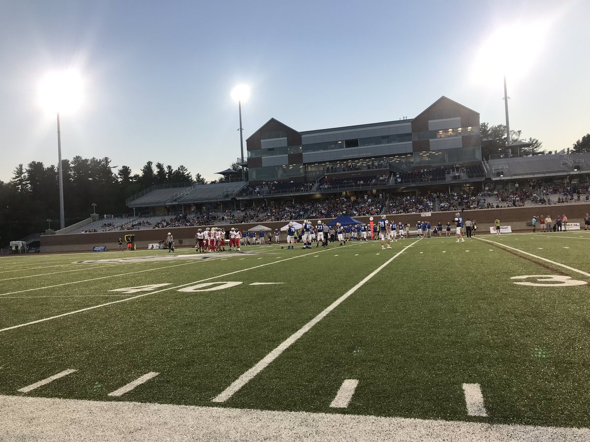 NH_Sports_Photo's tweet photo. Another good CHAD East vs West football game.  East up 17-13 with 7 minutes left. #chadeastwest #chadfootball https://t.co/Z7cPejGFxP