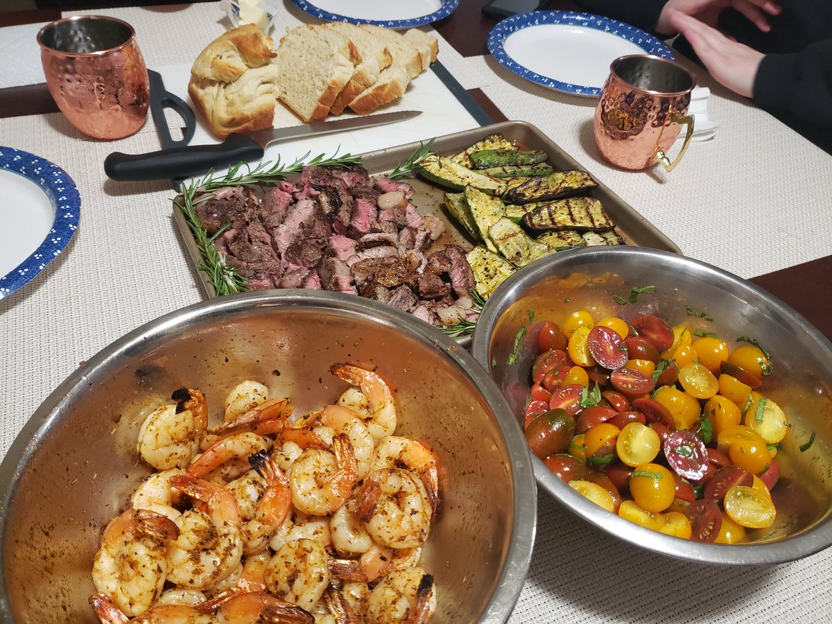 actthisname's tweet photo. My roommates and I had dinner last night with our neighbors (landlords), they made such good food, it was a great time over drinks and good company!! I canceled Friday stream to make white bread for the first time!! https://t.co/yIPEVYFCTg