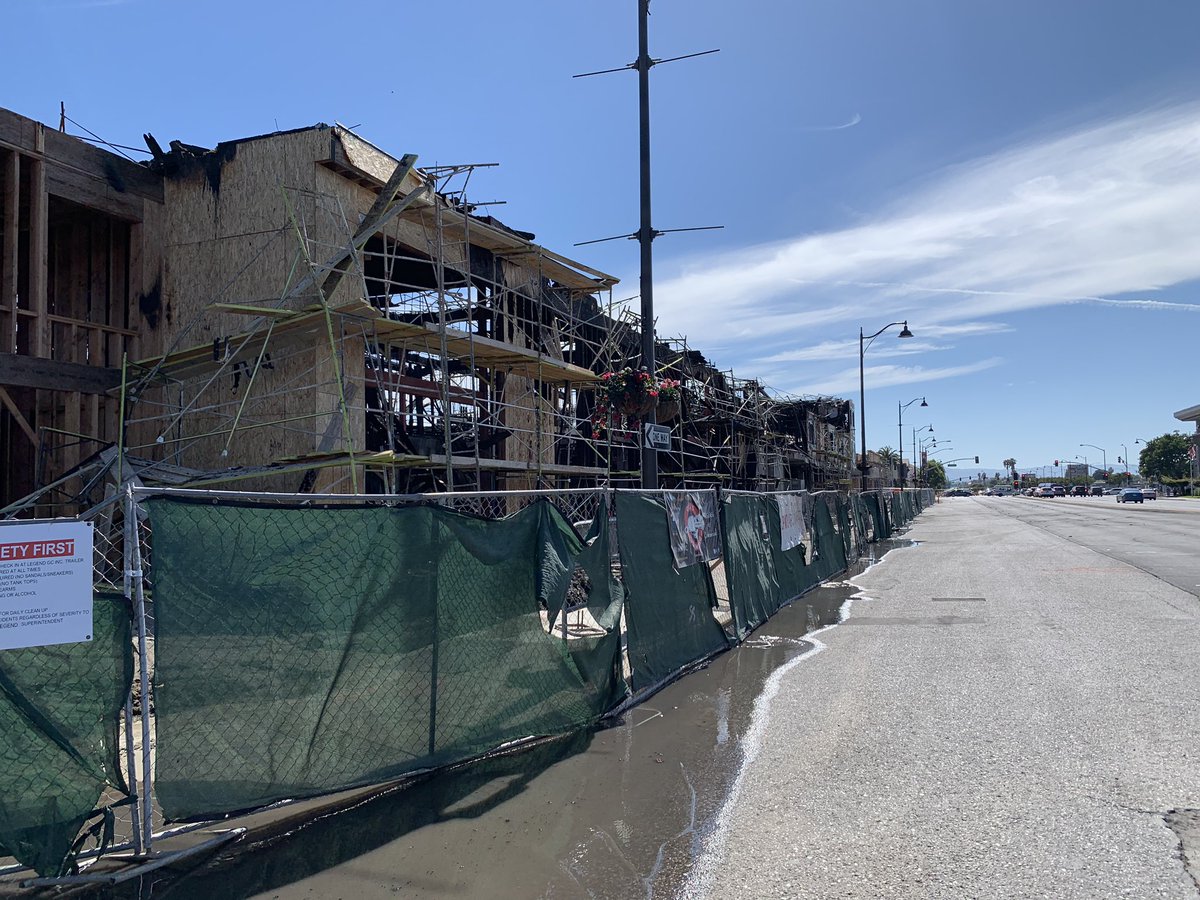SantaClaraFD's tweet photo. Firefighters continued to secure the fire scene today by addressing remaining collapse hazards. El Camino Real open to traffic. Fire investigators continue with their investigation into the fire cause and location of origin. https://t.co/qjtinMHurT