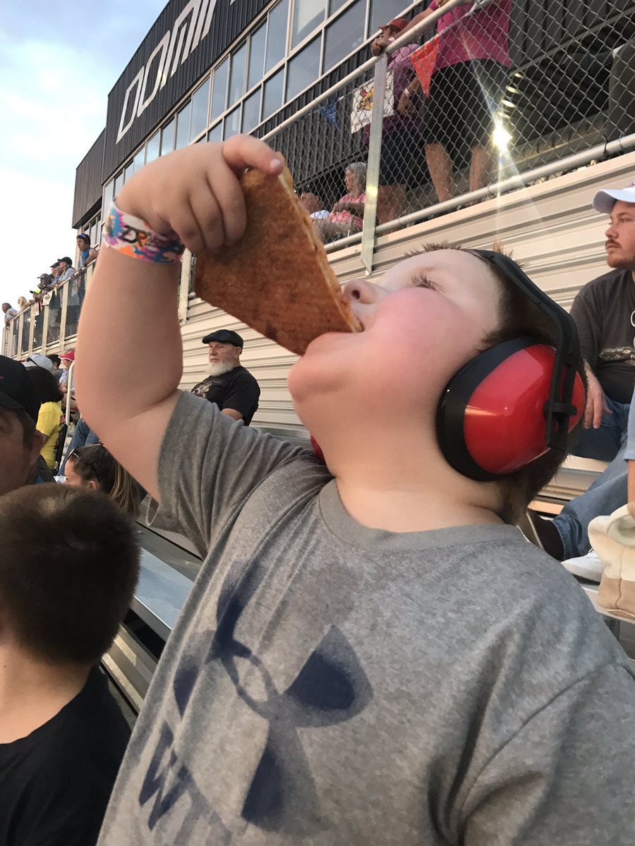 Coach_Brandi's tweet photo. @DominionRaceway Pizza winner!! #codymatthews #teamdonnelly https://t.co/3YnLPNPHLv