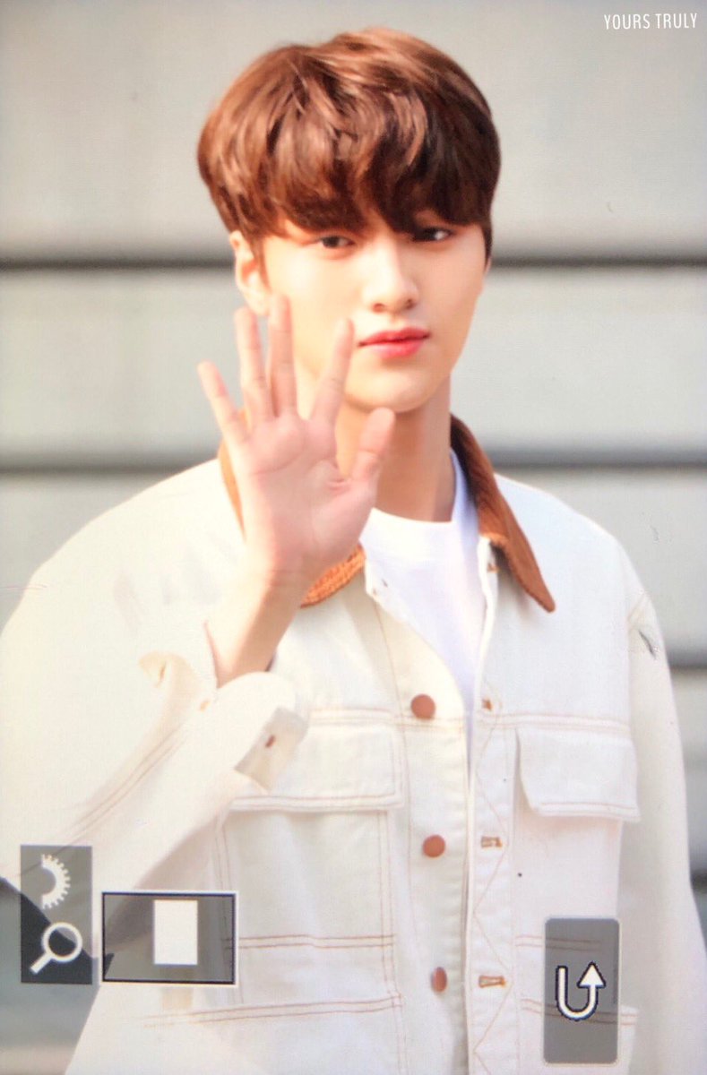 yourstruly_jh's tweet photo. 190630 출근

굿모닝 ^^

#프로듀스_X_101 #PRODUCE_X_101
#프로듀스X101 #PRODUCE_X101
#프로듀스X101 #차준호 #울림 #ChaJunho https://t.co/27IA54NPua