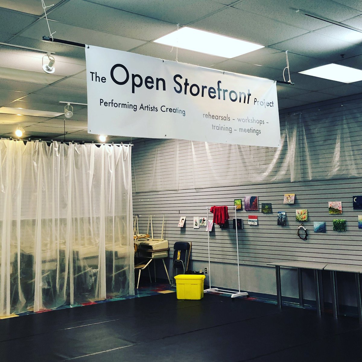 lesmis456's tweet photo. Today was our last day in The Open Storefront! Hard to believe we came in here June 17th and now we’re packing it all up. It’s been a wonderful experience working with them- now to get the show on the road to Toronto! #FirstAtCrows #fringeTO @Toronto_Fringe @OpenStorefront https://t.co/qsFrmxP63I