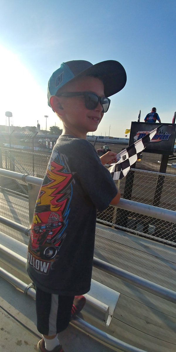 riddler_2_'s tweet photo. Hoping to wave the checkers for #41 @DavidGravel @JJR41Updates tonight at the @jacksonmotorplx nationals tonight. https://t.co/KOZAPRoS49