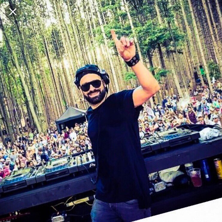 My #ForestFamily moment🌲❤️🌲OMG @electric_forest - I‘m with U in spirit 🕺🏽 #EF2019