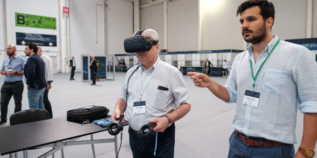 DigitalEU's tweet photo. History happened on waves of #maritime routes. Today that rich #culturalheritage lies in the deep. Using tech, @imareculture helps it resurface through research &amp; creation of virtual visits, immersive tech &amp; #AR. If you didn't spot it at #DA19eu👉 🌊 https://t.co/lGi1txOdJV https://t.co/br7De4RG1o