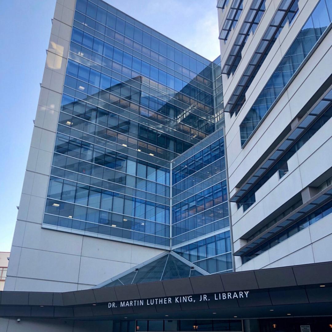 sjsulibrary's tweet photo. Did you know the Dr. Martin Luther King, Jr. Library is a joint-use library between the @CityofSanJose and @SJSU? Our combined services make it the nationโs largest joint library. @sanjoselibrary PC: IG, @puffdaddyrae #sjsulibrary #sjsu #SJPL #sanjosestate #kinglibrary15 https://t.co/CPrlyEbzDF