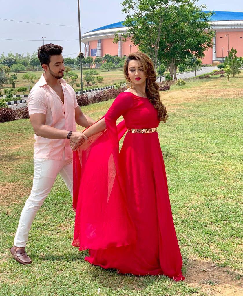 bonykoushani_fc's tweet photo. Bony and Koushani @instagram #post follow now
@bony_koushani_fc00_official

#koushanimukherjee
#bonysengupta #joinus #withinstagram
@KoushaniMukher1 @bonysengupta https://t.co/OflYzb32J7