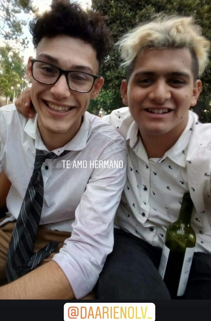DarienOlv's tweet photo. @natisegobia @AlexFlema_ mí negrito que jamás voy a dejar https://t.co/zGvYQoK8vb