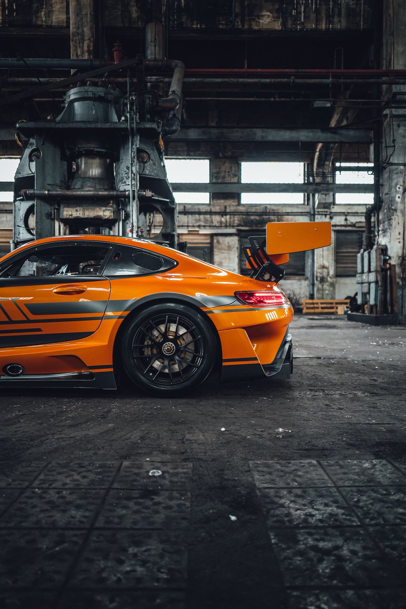 MercedesBenz tweet picture