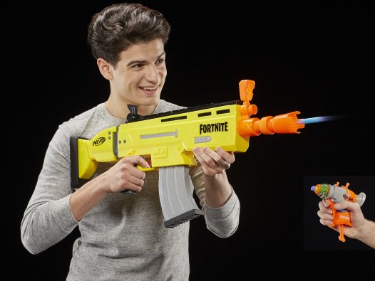 kanzleramt's tweet photo. #Nerf #Fortnite #Blaster AR-L und Micro RL - https://t.co/aZ3llnjm8q - #ARL #Darts #Featured #Hasbro #Indoor #Microshot #Outdoor #Schiessen https://t.co/AQKkuCVWZs