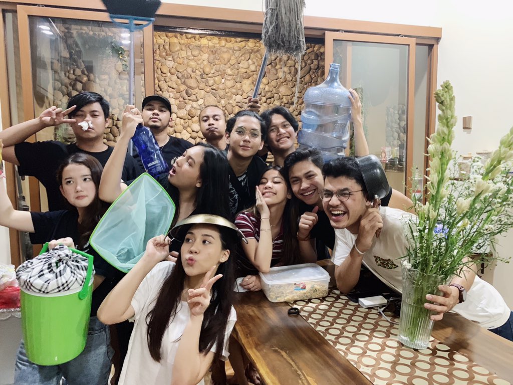 shaniaaryanto's tweet photo. properties game strong https://t.co/acPw218Qzy
