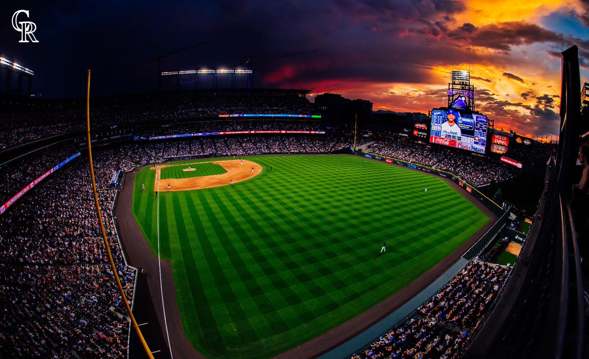 Rockies's tweet photo. 48,101 loud and proud tonight!

💜 We love our fans 💜 https://t.co/c2IcsGnWR5