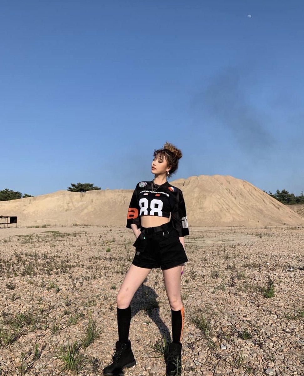 𝗗𝗼𝗻’𝘁 𝗺𝗮𝗸𝗲 𝗺𝗲 𝗹𝗼𝘃𝗲 𝘆𝗼𝘂.