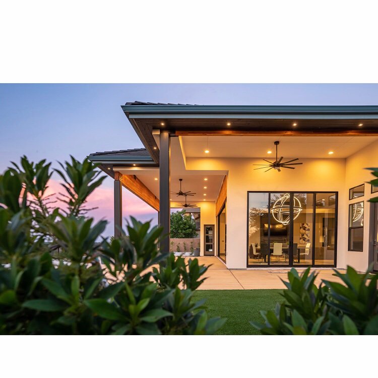 Building_Luxury's tweet photo. Walking into the weekend just like we’re ready for you to walk into this house! #Butlerconstruction #construction #newhome #luxury #luxuryhomes #luxuryhousedesign #luxurylifestyle #Fresno #Clovis #California #dreamhome #dreamhouse #view #views https://t.co/lAAPWUXKAn