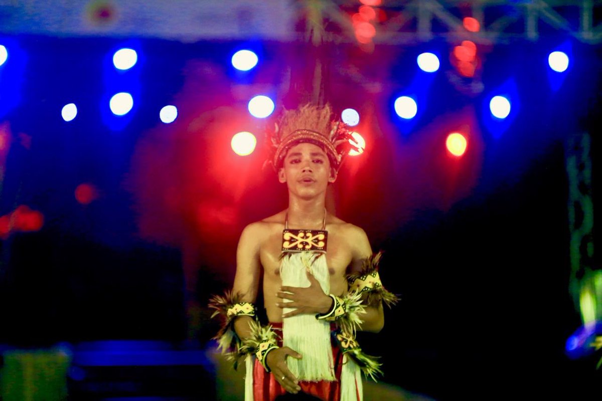 TelukJailolo's tweet photo. Kemeriahan puncak Calender if Event #festivaltelukjailolo https://t.co/cFxK7Z2CjC