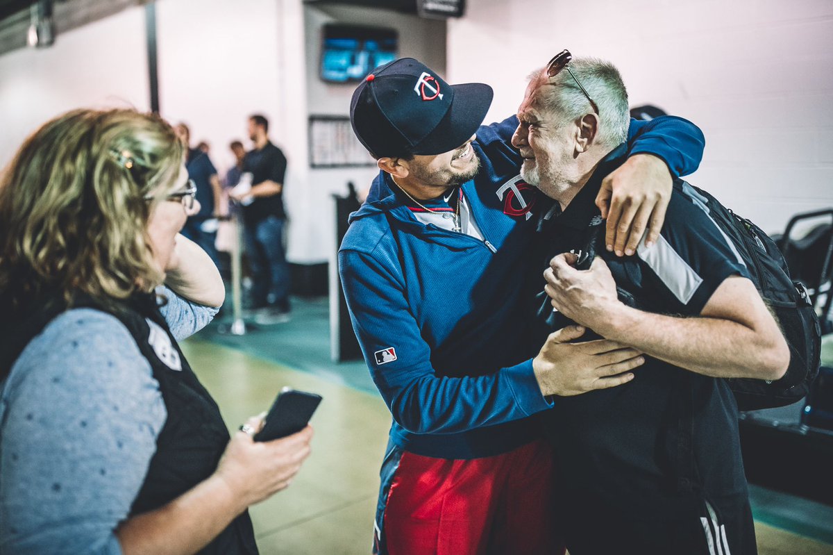 Twins's tweet photo. SURPRISE! Lewis Thorpe’s parents flew to Chicago from Melbourne, Australia for his Major League debut - he will take the mound to start tomorrow’s game vs the White Sox! #MNTwins https://t.co/YU6TIUFqRh