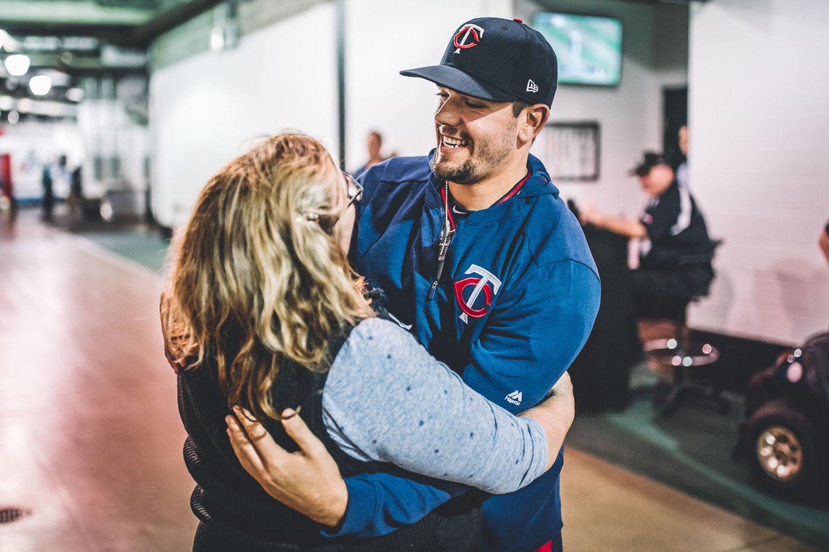 Twins's tweet photo. SURPRISE! Lewis Thorpe’s parents flew to Chicago from Melbourne, Australia for his Major League debut - he will take the mound to start tomorrow’s game vs the White Sox! #MNTwins https://t.co/YU6TIUFqRh