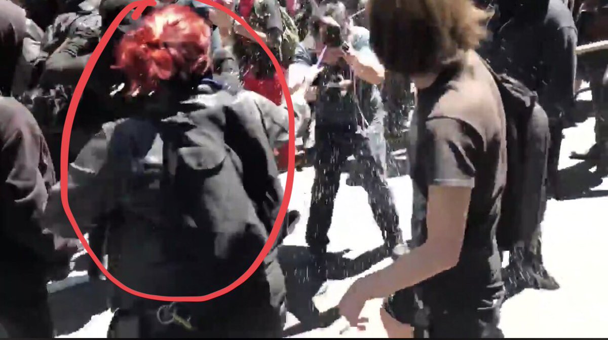 O Xrhsths 𝙷𝚊𝚛𝚕𝚎𝚢𝚖𝚊𝚜 Sto Twitter Then You Have This Antifa Medic Taking Pot Shots At Andy While He Can T Even See Remove Your Masks All These Buildings Have Cameras As Well Do