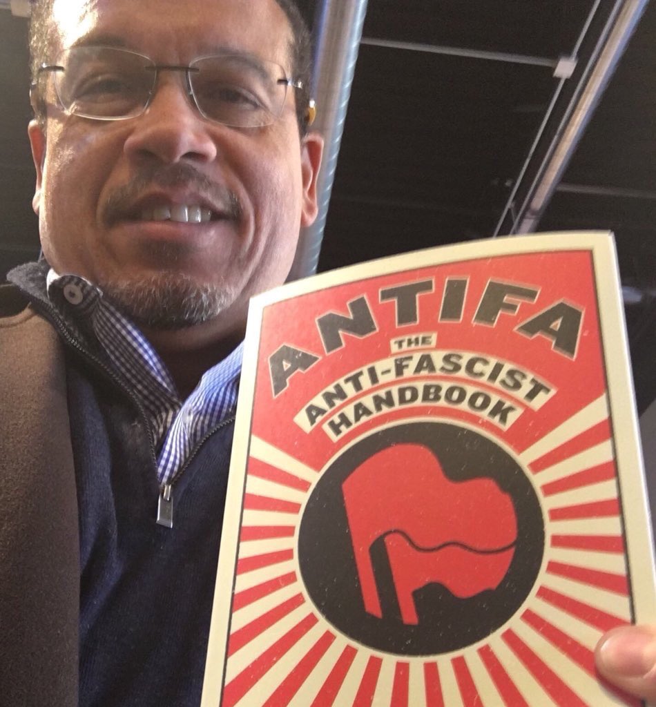 ar15m4mid's tweet photo. @ConservaMomUSA @DNC In the past the #MobRuleDemocrats supported the Klan, today their official domestic terrorist organization is #Antifa
Burning, looting, assaulting or whatever it takes to get their opposition out of the game.
#DemocratsHateAmerica https://t.co/xt1t5cjnwj