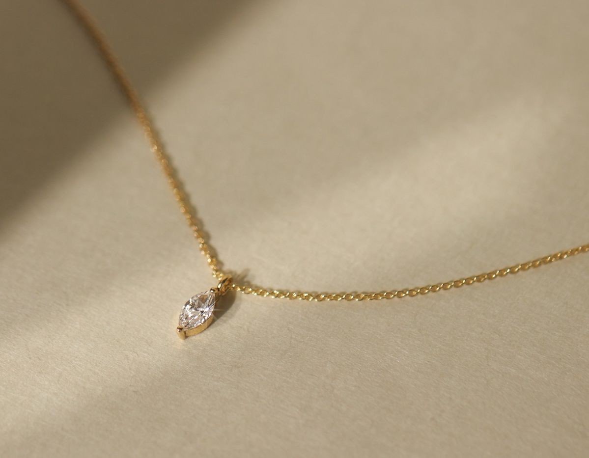 allyreynolds_7's tweet photo. thats a real diamond baby, aka my im not single anymore post 😘💋 https://t.co/a9uqyDpZnr