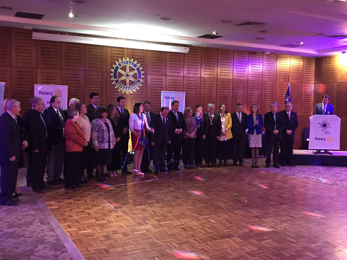 chillanoriente's tweet photo. A esta hora emotiva ceremonia cambio de mando Gobernador Distrito 4355. https://t.co/5abE77rtc2