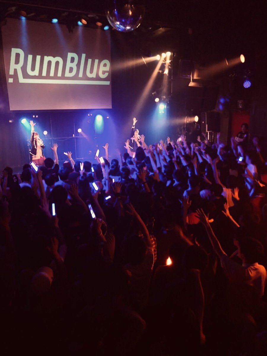 Taguchi_Kasumi's tweet photo. #さーくるふぁいあー からフォローしてくれた方ありがとうー！

大きな声を聞かせてくれた君たち！
レボルトTシャツ着てる人もちゃんと見えたぞー👀

いつもよりも近くだったから
一人一人とお話ししてるみたいだったねぇ

バトルライブワクワクしてきた〜！また一緒に楽しもうぜ🔥

#ライブレボルト https://t.co/xDZH0CQGMd