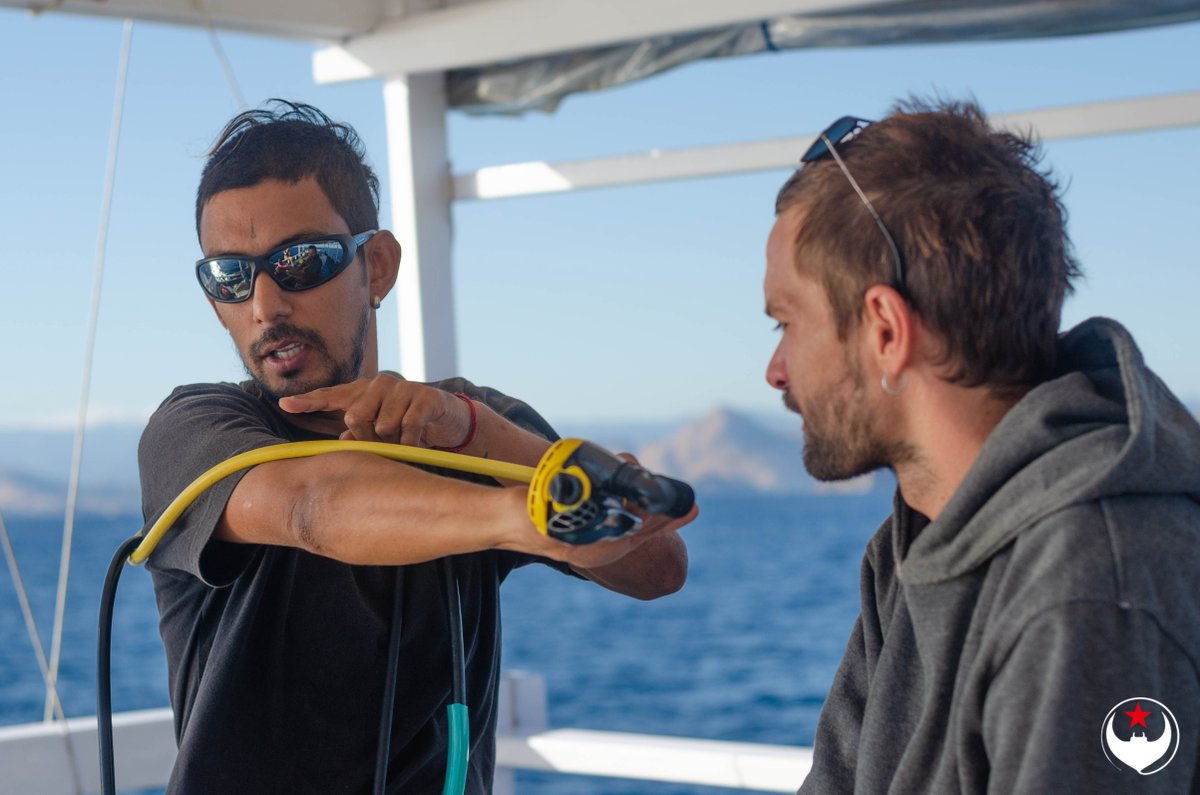 ScubaReps's tweet image. Kick back, relax and enjoy the blue.