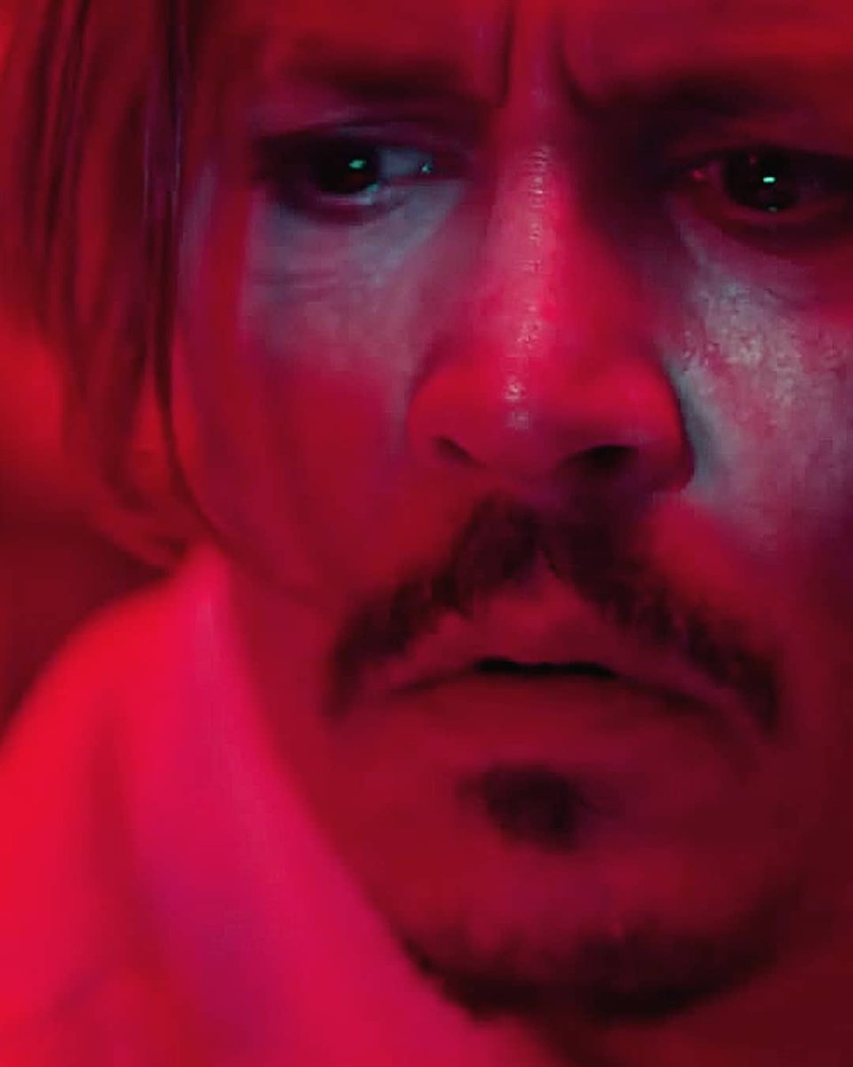 Marylin Manson: Kill 4 Me (Video Clip)