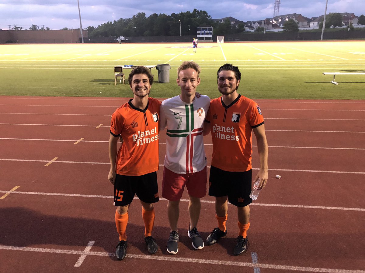 FeeleyOwen's tweet photo. always a pleasure seeing my two favorite players play 🤩😩 https://t.co/FpBJnlSHU4