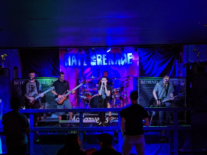 SteveSeymore's tweet photo. @BehindtheGrey knows how to pound. They're killing it @McGarveysBar . #talesfromthebooth https://t.co/VhvlLf1aCI