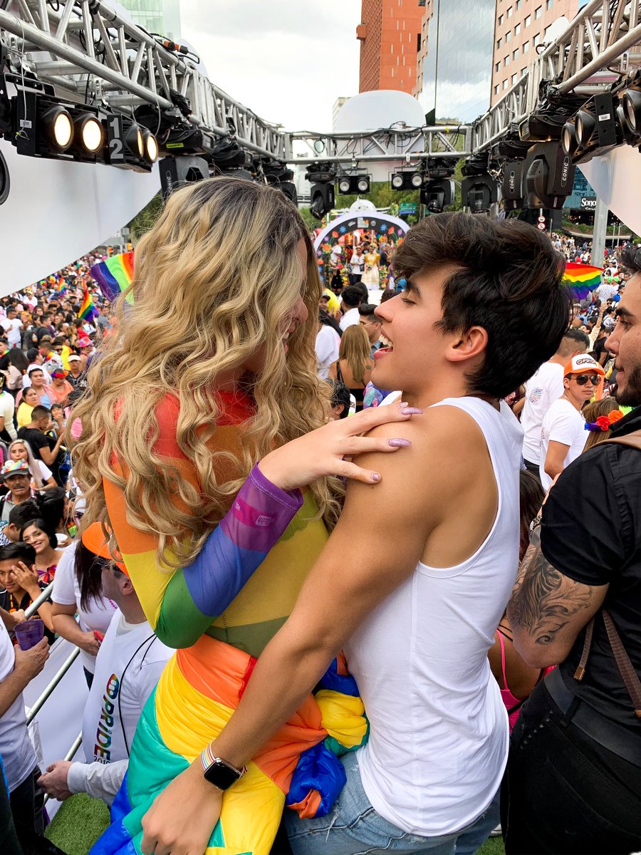 LA DIVAZA ✨ tweet media