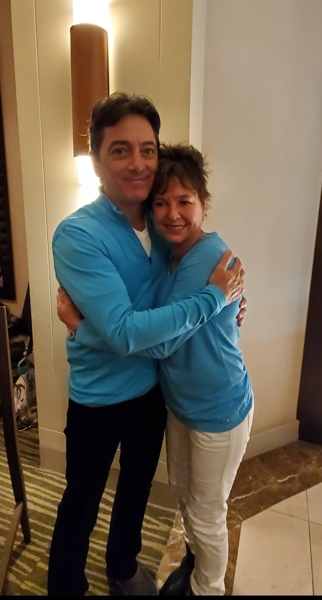 ScottBaio's tweet photo. Been a LONG time since I've seen Kristy McNichol. She was my 1st TV kiss and friend. #TheLoveBoat #HollywoodShow #WeWoreTheSameColorToday https://t.co/Eu98YRYYlM
