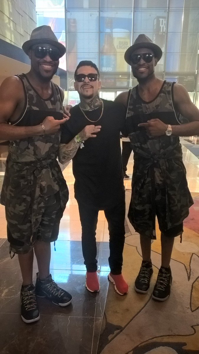 MALLTWINSAC's tweet photo. @MALLTWINS @TheRealJrdiaz16 @BlackInkCrew @VH1 @LALIVE #BlackInkChicago #EverythingWeDoIsLegendary💯 https://t.co/4Apbs4V0IU