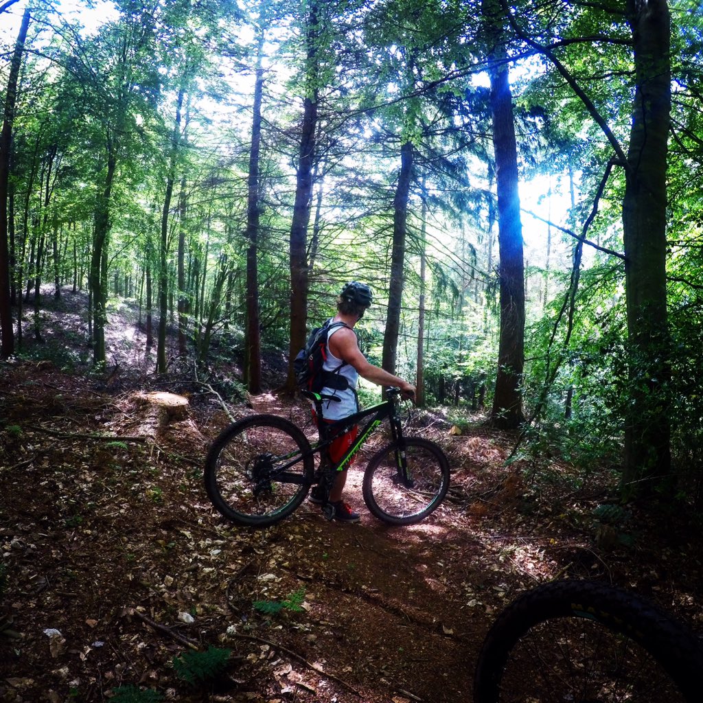 Trail_noob89's tweet photo. Trail exploring as always #outdooradventureguide #trailexplorers #mtb #mtblife #nukeproof #myorbea #orbea https://t.co/puk8wCfBhi