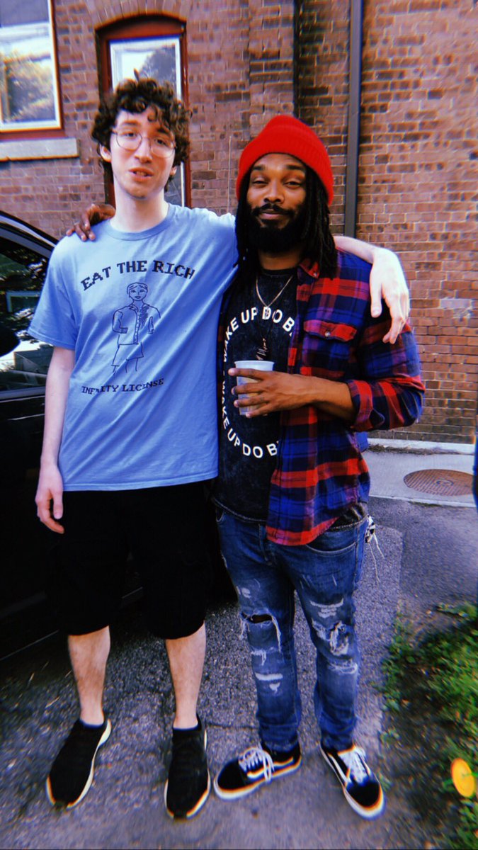 mattcchris's tweet photo. Tour is fun

#HauntedGardensTour https://t.co/psUaQSgGLQ