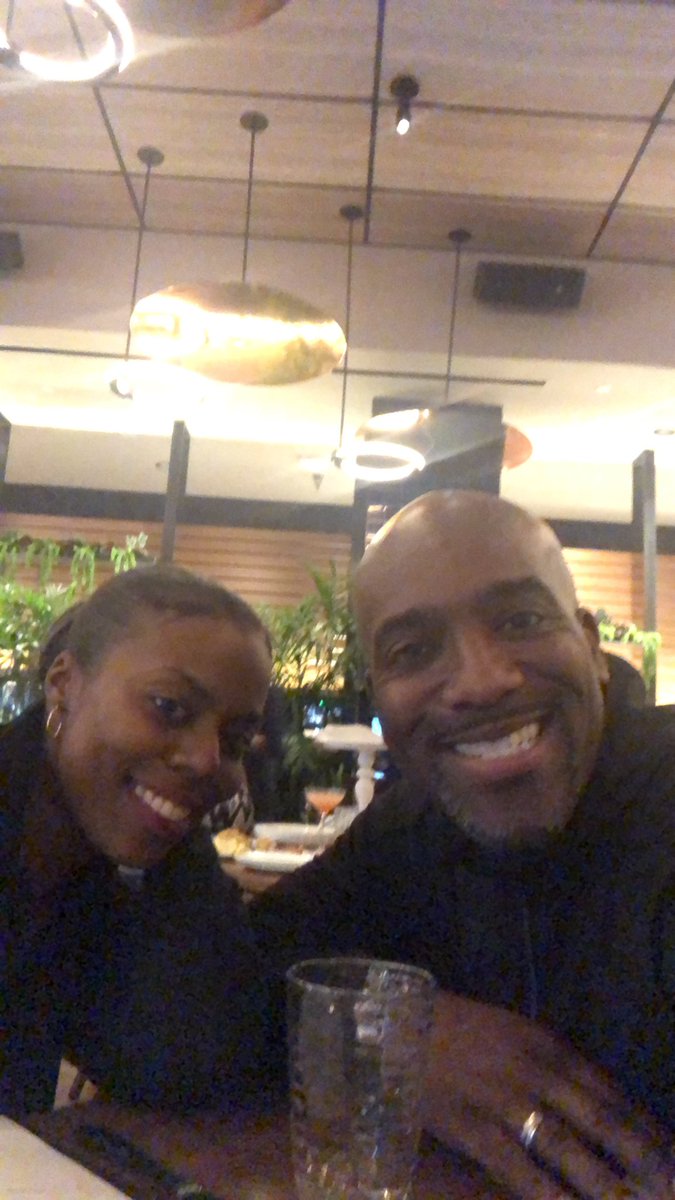 mmedious's tweet photo. @SHAQ yes, we are back for seconds! https://t.co/pzuCiBLLGX