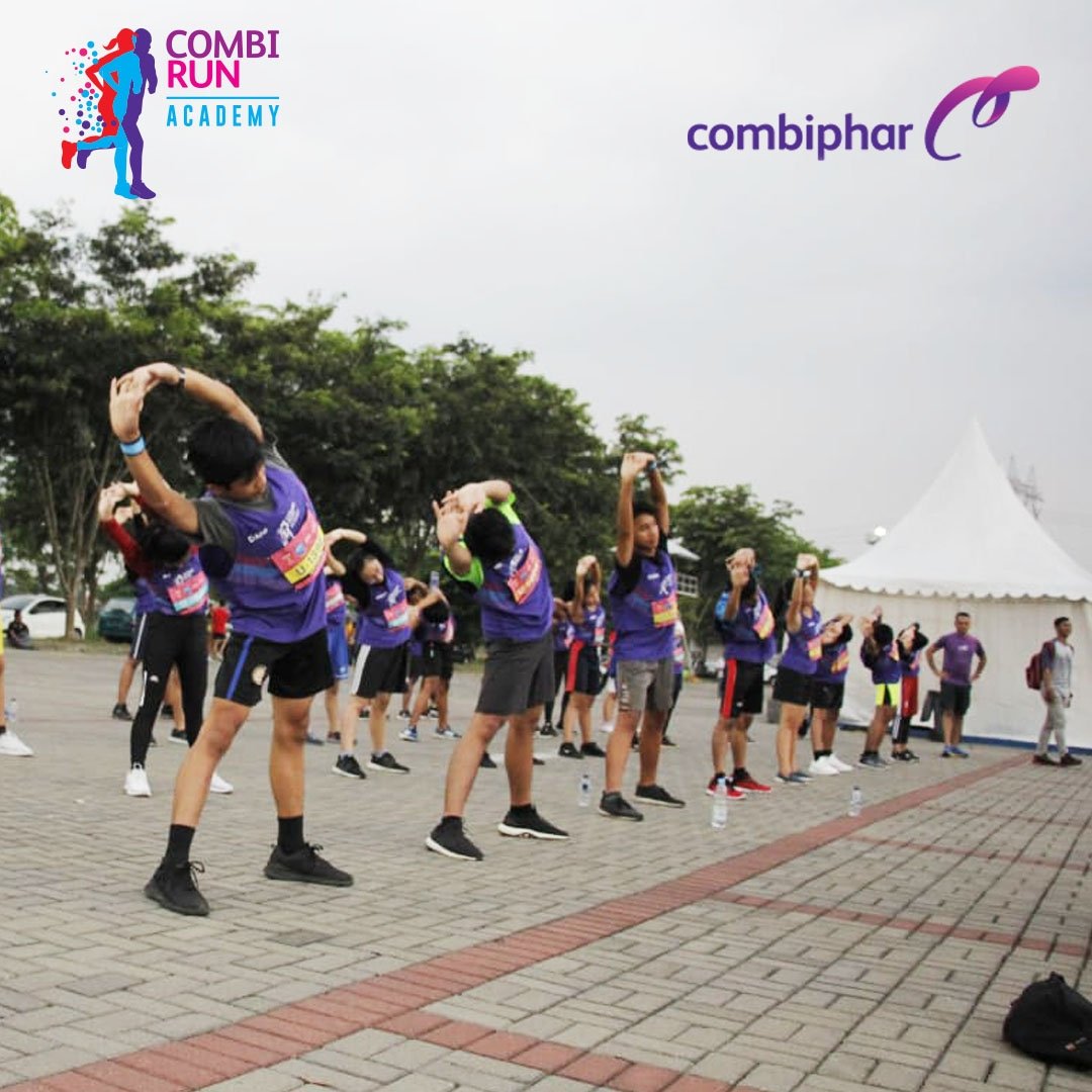 combipharID's tweet photo. Hai Healthy People, hari ini para peserta @combirunacademy kembali beraksi di ASICS Relay 2019, yang berlokasi di ICE Convention Center BSD. Terus meningkatkan kemampuan demi tunjukkan hasil terbaik dalam achieve personal best. Berikan selalu dukunganmu ya!
-
#CombiRun https://t.co/aEyo7SYg2F