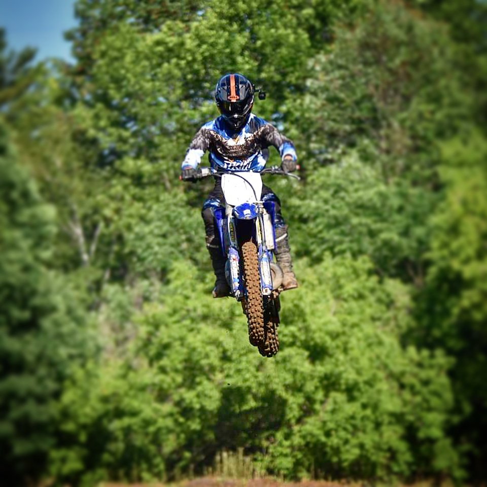 Mattural_Ice13's tweet photo. Another day another dirtbike track. Pretty sweet to have so many tracks nearby, most you pay $20, sign your name, and you go whenever you want for as long as you want. Having a blast on these things. #YZ250 #2Strokin https://t.co/1f45RfciD4