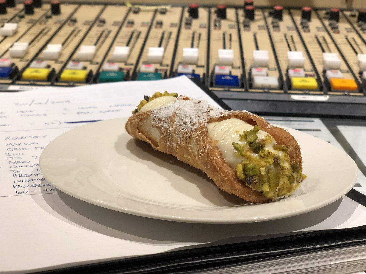 EatItRRR's tweet photo. No eating in the studio? Uhhhhh... OK, except for when @amorecheese Giorgio Linguanti brings in Cannoli that’s this good #SorryNotSorry https://t.co/C2gpdPx9l4