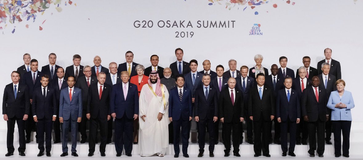 noriteru_emb's tweet photo. Ya terminó G20 @g20org !! Son la family fotos. https://t.co/hbggeWztoV
