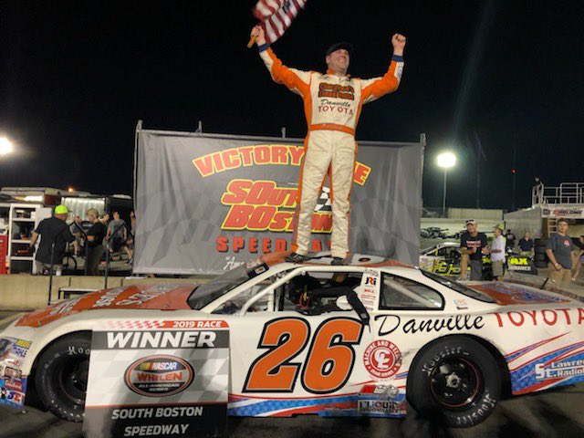 SoBoSpeedway57's tweet image. Peyton Sellers wins his second straight Thunder Road Harley-Davidson Presented By Grand Atlantic Ocean Resort 200 and takes the lead in the Virginia Late Model Triple Crown. #nascar #nascarhometrack