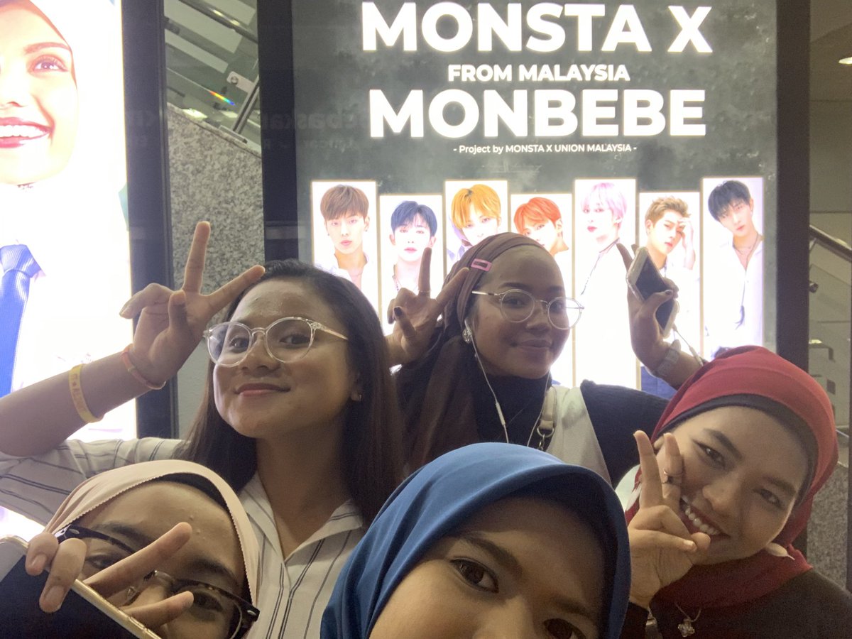 _frraserimlen's tweet photo. WE ARE HERE AT LRT KLCC  FOR @MonstaxUnionMY FAN PROJECT ! #ALLFORMONSTAX #MONSTAXINMY #PROJECTBYMUM https://t.co/CVKdcNhc0x