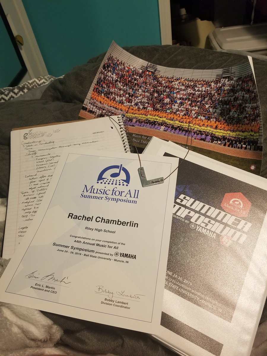 rachellynn_20's tweet photo. hey @ayrielleC , I did it :) #mfacamp19 https://t.co/apPqtd5VcQ