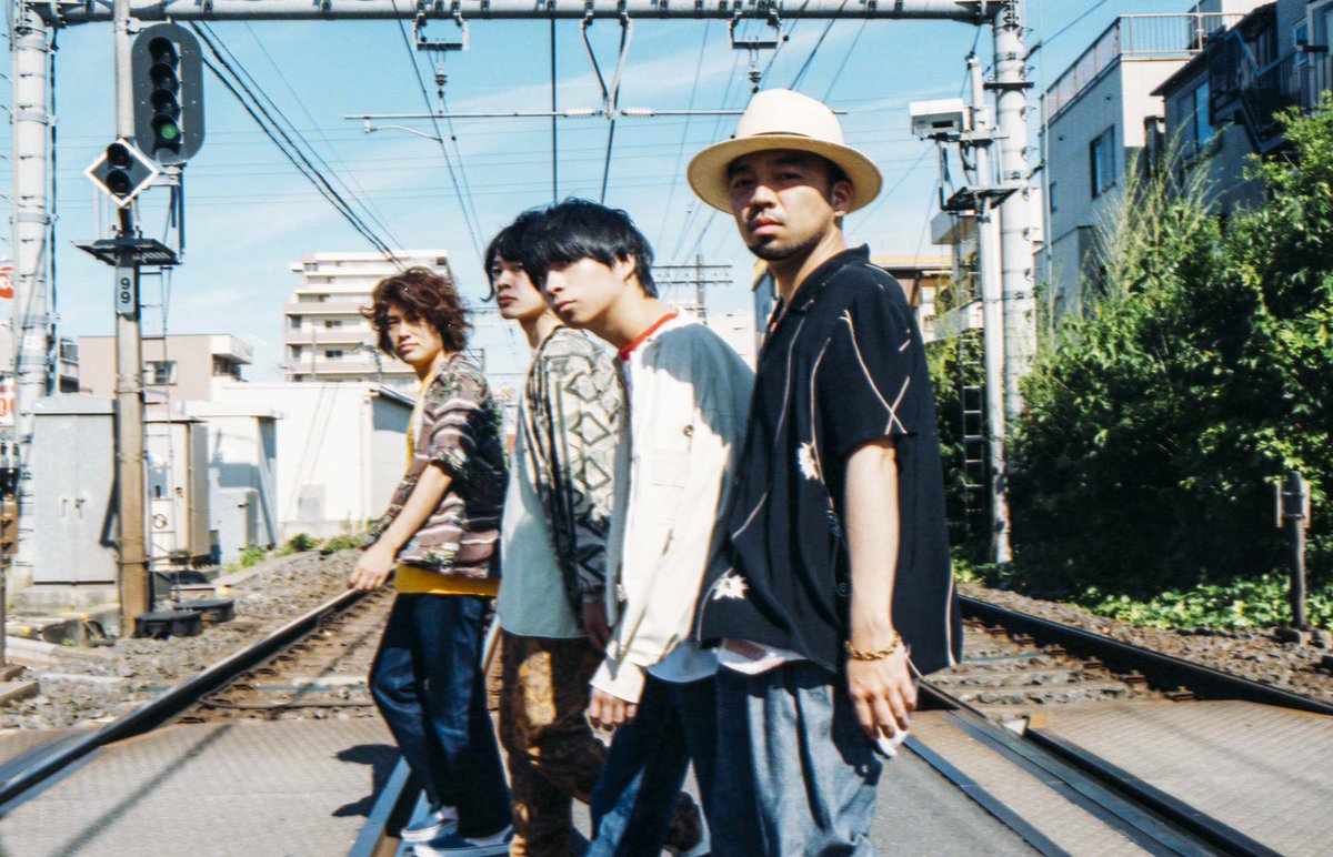お知らせ】 新しいアーティスト写真が公開されました！ そして